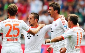 Bayern asumió de momento la punta de la Bundesliga.