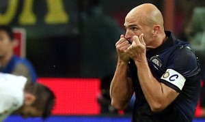 cambiasso celebra gol con el inter