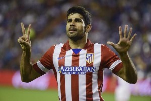 Atlético de Madrid venció al Osasuna en el Calderón y le sigue los pasos al Barcelona que tampoco pierde