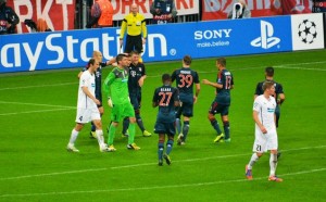 Bayer suma 10 goles a favor y un puntaje perfecto en 3 partidos