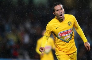 Colombiano Luis Gabriel Rey, máximo goleador activo del fútbol azteca.