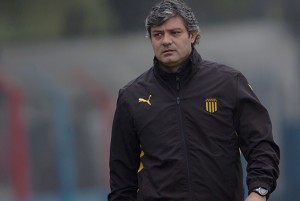 Peñarol ya tiene nuevo estratega.