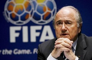 Blatter dijo que Asia y África merecen más representantes para el Mundial de Fútbol.