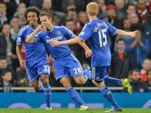 Chelsea venció 2-0 al Arsenal de visitante en la Capital One.