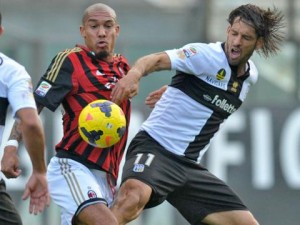 El Parma venció sobre la hora al Milan en su patio.