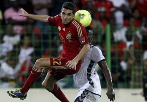 España ganó con mucho pero por poco