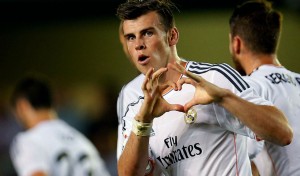 Bale le marca tres goles al Valladolid.