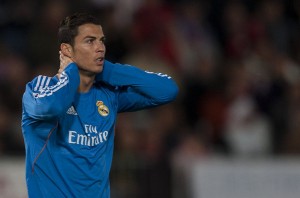 Ronaldo sufre de una lesión en la parte posterior del muslo izquierdo
