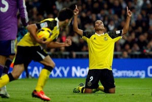 Carlos Bacca selló la victoria sevillana en Barcelona ante el Espanyol