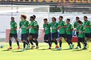 Scolari vueve a convocar a Robinho y a Julio César