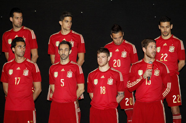 Camiseta oficial de España rumbo a Brasil 2014