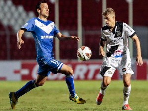 Ponte Preta 0-0 Vélez, en partido de ida por los cuartos de final de la Copa Total Sudamericana.