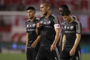 River Plate cae con Estudiantes 2013