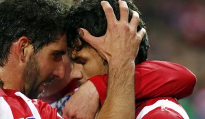 Atleti vence 3-0 al Valencia y es lider de la liga bbva
