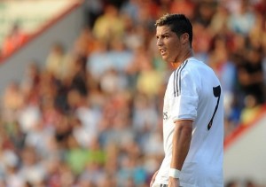 Ronaldo no descarta jugar en Francia