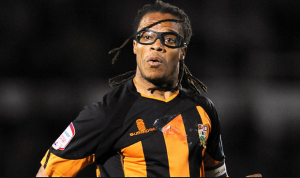 Edgar Davids es entrenador del Bastia de la quinta división de Inglaterra