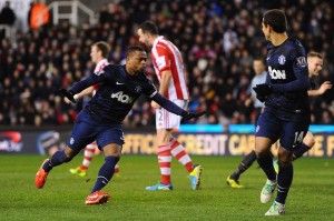Manchester United avanza a la semifinal de la Capital One Cup al derrotar 2-0 al Stoke City