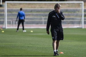 José Mourinho no deja las declaraciones polémicas y toca al Real Madrid