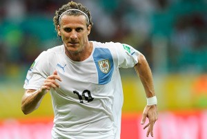 Diego Forlán será el futbolista mejor pago de la historia de la liga nipona