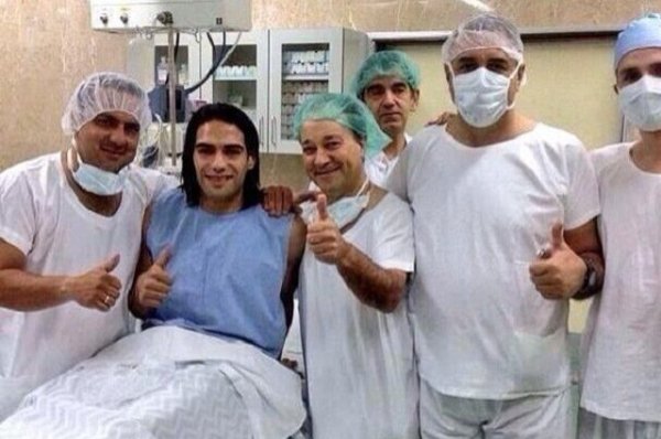 Falcao fue operado con éxito en Portugal