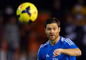 Alonso renovó por dos años más de blanco