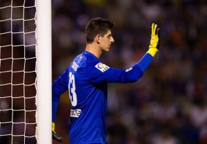 Courtois figura con atleti