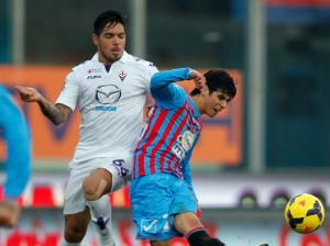 Con debut soñado de Matri, Fiorentina golea al Catania de visitante.