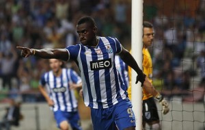Benfica líder y Porto gana con aporte de Jackson Martínez