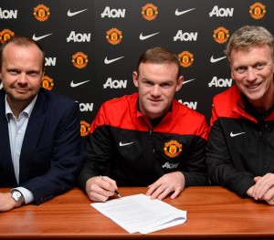 Rooney renueva con el United hasta 2019