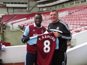 Miñia es nuevo jugador del West Ham