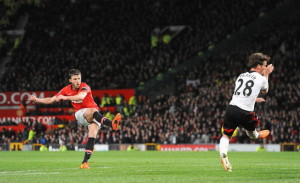 United consigue apenas un empate con Fulham en el "teatro de los sueños"