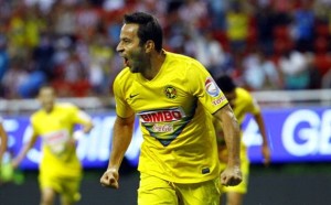 América golea 4-0 a las Chivas en condición de visitante