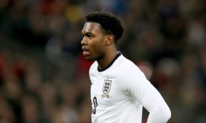Inglaterra saca figura al portero danés