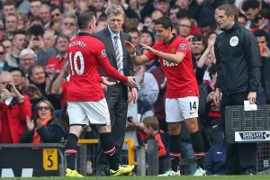 Manchester United golea 4-1 al aston Villa con brillante actuación de Wayne Rooney