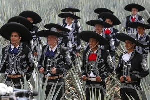 El rebaño se vitió de mariachi para la foto oficial del 2014
