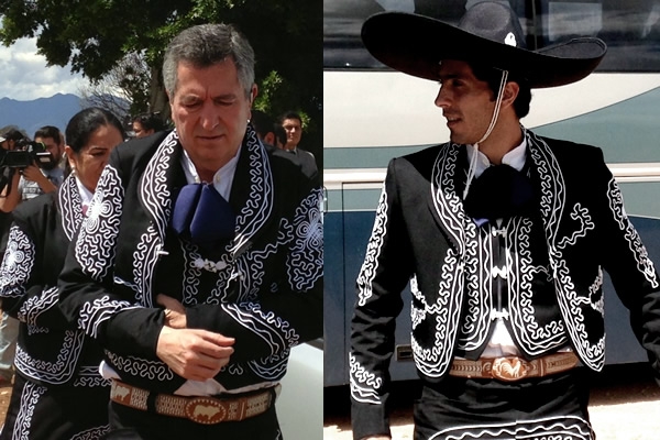 Jorge Vergara dueño de las chivas acompaño de mariachi al equipo en la foto oficial del clausura 2014