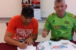 El delantero paraguayo vuelve a jugar futbol profesional después de 4 años