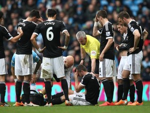 Inglaterra pierde un delantero