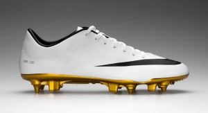 Nuevos guayos dorados nike edición limitada cristiano Ronaldo
