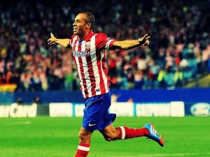 Atlético Madrid vence al Elche y se acerca a la décima Liga 2014