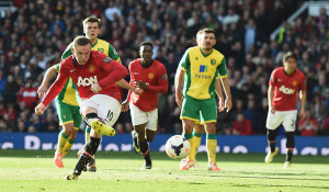 Giggs debuta con goleada en el banco del United