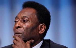 Pelé no crre en Neymar y pide experimentados
