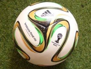 BALÓN oficial de la final de brasil 2014