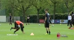 El Shaarawy y Robhino mostraron su magia con el balón en entrenamiento con el milan