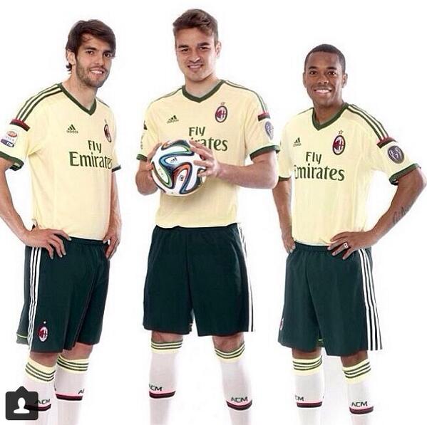 GALERÍA: La nueva CAMISETA del Milan 2014-2015