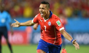 Alexis alcanzó los 23 goles con la camiseta de la Roja, con lo que igualó a Leonel Sánchez en el ranking de goleadores.