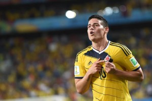 James Rodriguez celebrando gol de Colombia VS Japón