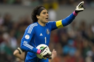 Ochoa responsable empate entre brasil y mexico en el mundial