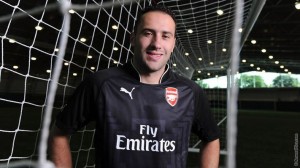 Ospina ya luce el 13 en el Arsenal