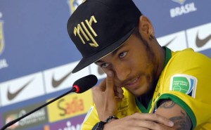 Neymar Jr habló en rueda de prensa y perdonó a Zuñiga